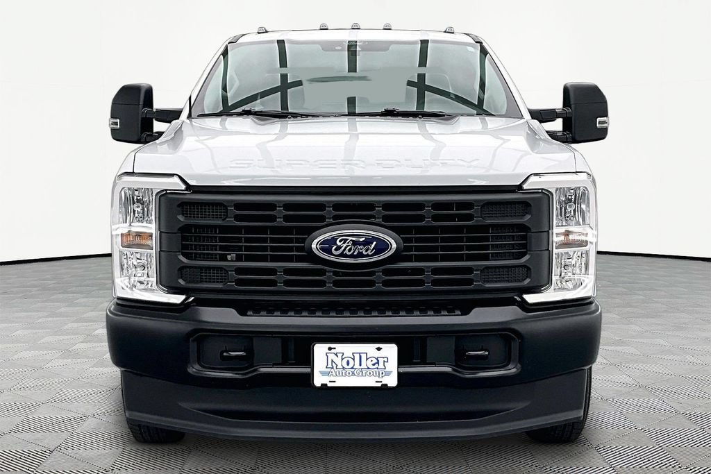 Certified 2026 Ford F350 XL AWD/4WD image 3