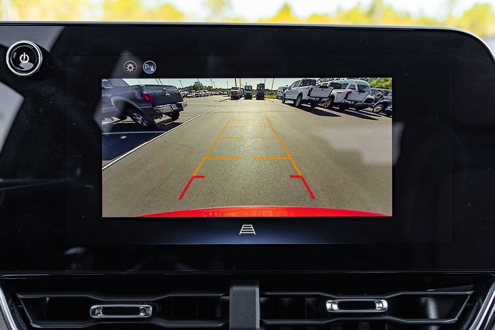 Used 2025 Chevrolet Equinox ACTIV w/ Convenience Package III FWD image 33