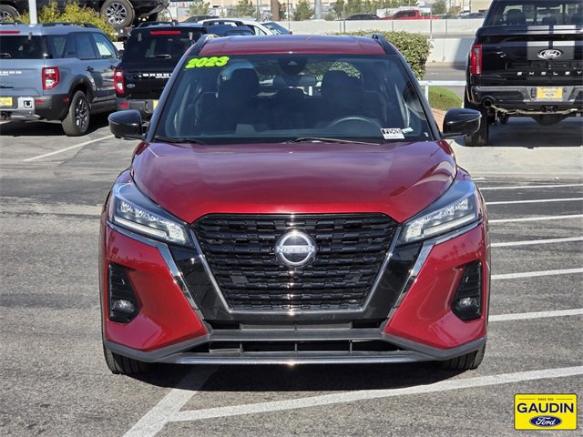 Used 2023 Nissan Kicks SR image 2