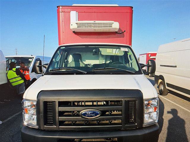 Certified 2024 Ford E-350 and Econoline 350 Super Duty w/ Power Windows & Locks Group RWD image 11