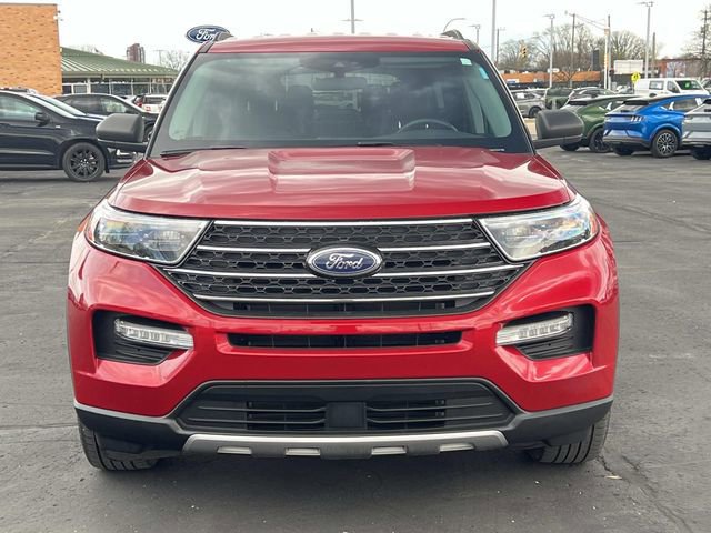 Certified 2024 Ford Explorer XLT w/ Equipment Group 202A image 8