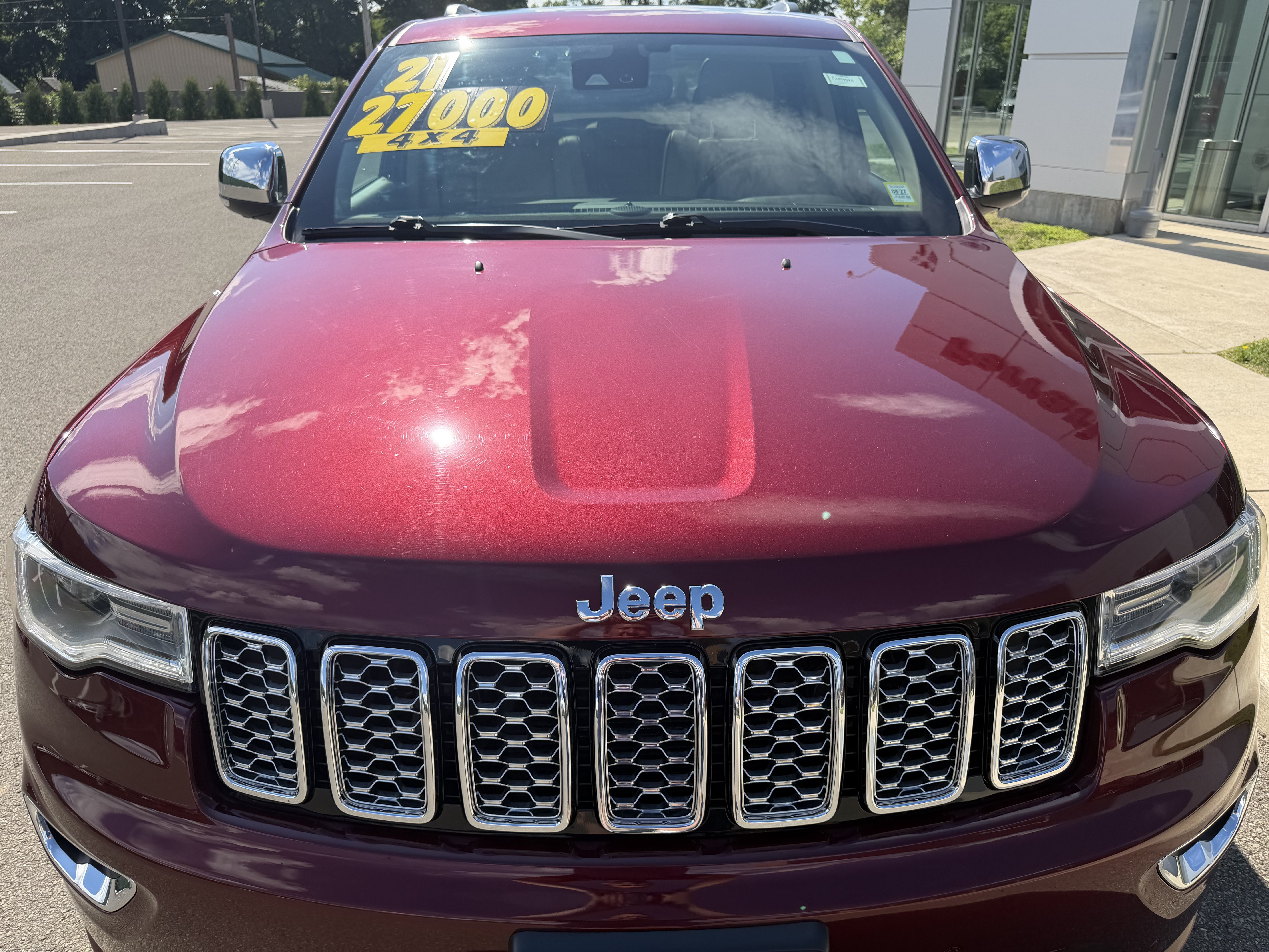 Used 2021 Jeep Grand Cherokee Overland AWD/4WD image 5