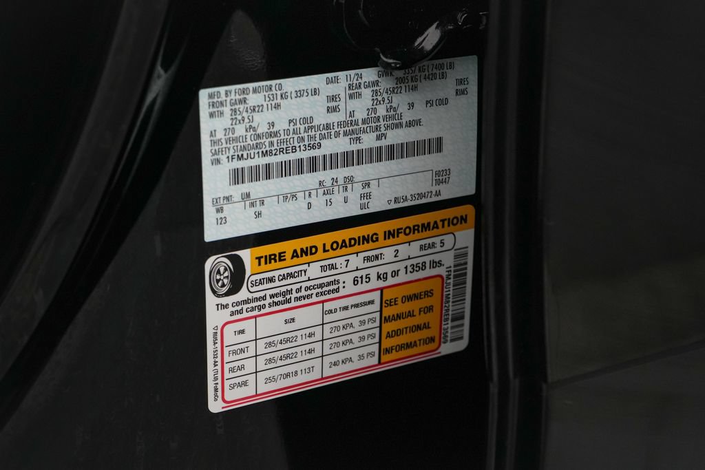 Certified 2024 Ford Expedition Platinum AWD/4WD image 39