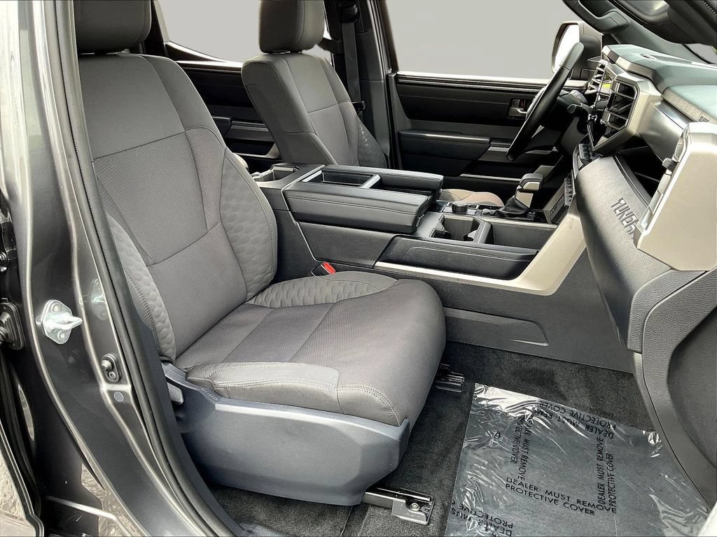 Used 2025 Toyota Tundra SR5 AWD/4WD image 30