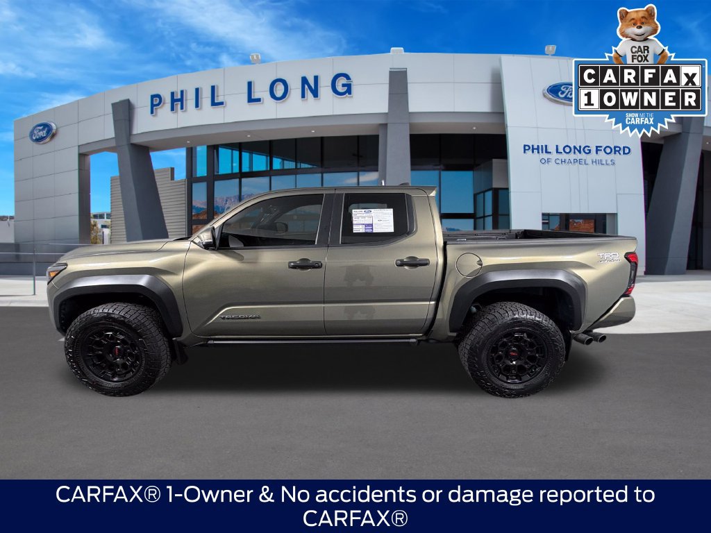 Used 2024 Toyota Tacoma TRD Off-Road w/ TRD Off Road Premium Package AWD/4WD image 2