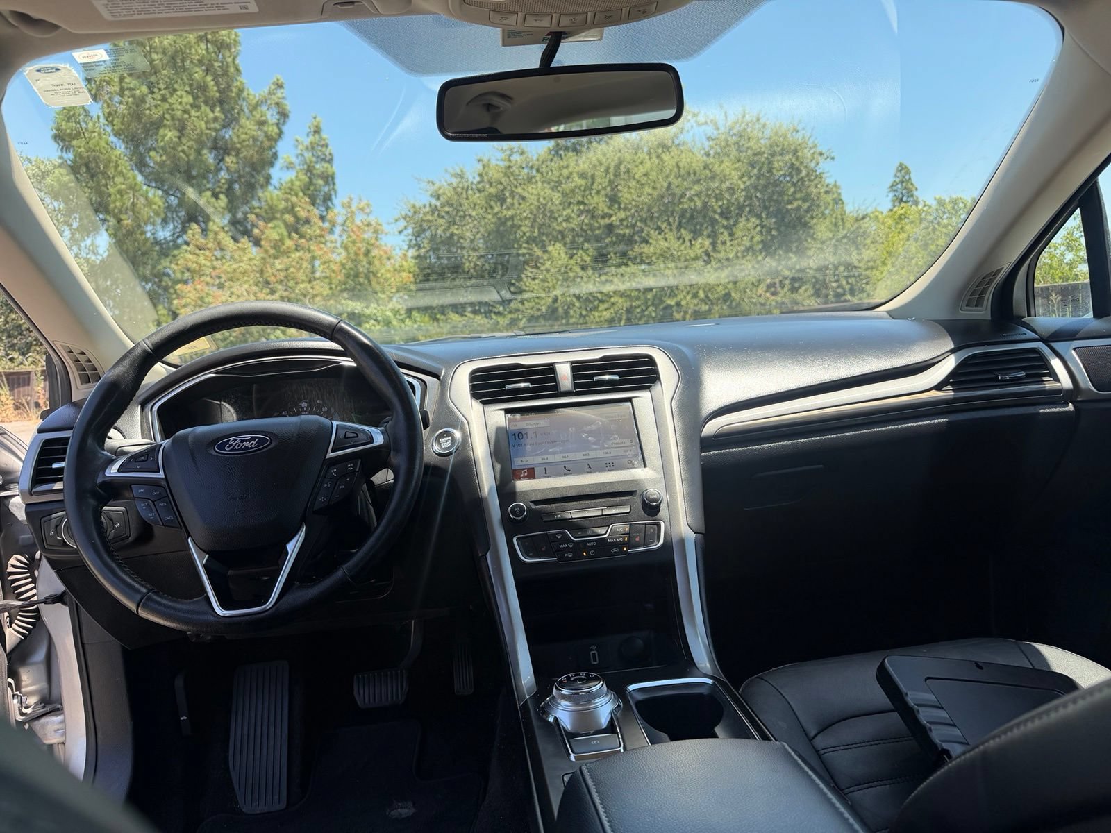 Certified 2018 Ford Fusion Energi SE FWD image 11
