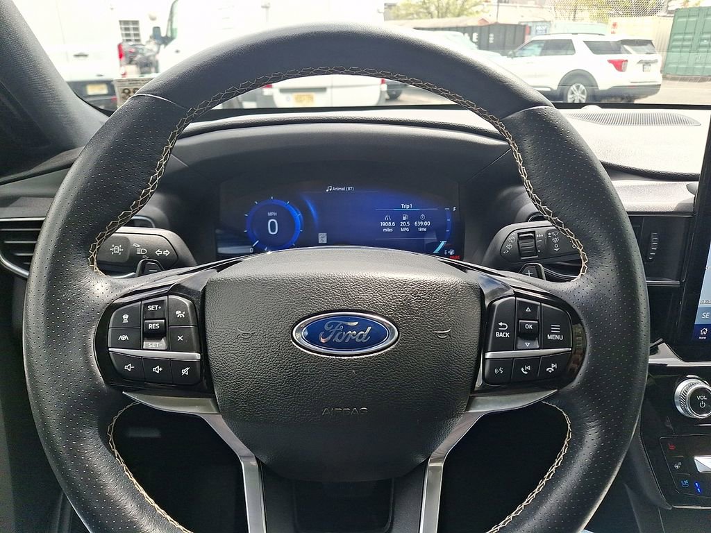 Certified 2022 Ford Explorer ST w/ Equipment Group 401A image 19