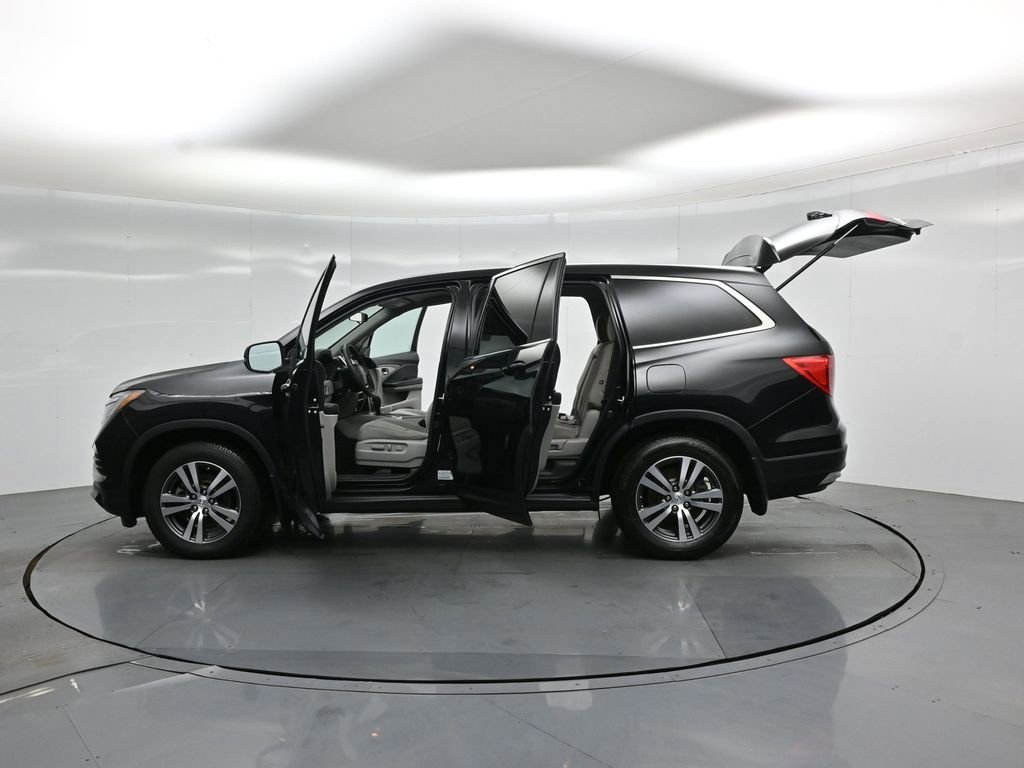 Used 2017 Honda Pilot EX image 55