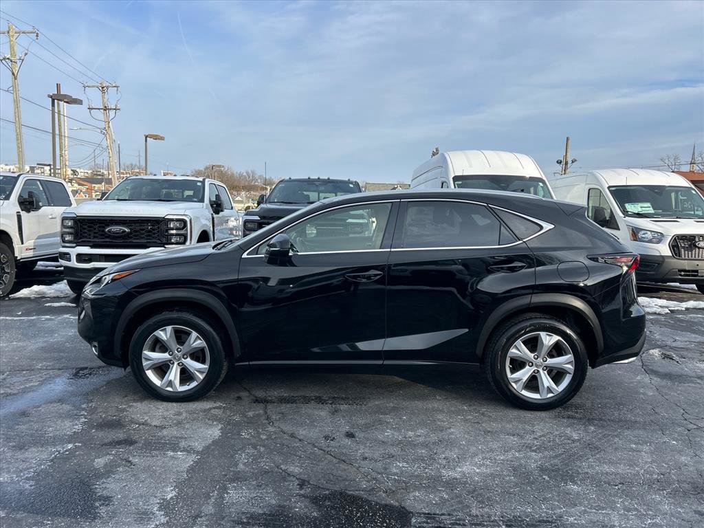 Used 2017 Lexus NX 200t Base image 4