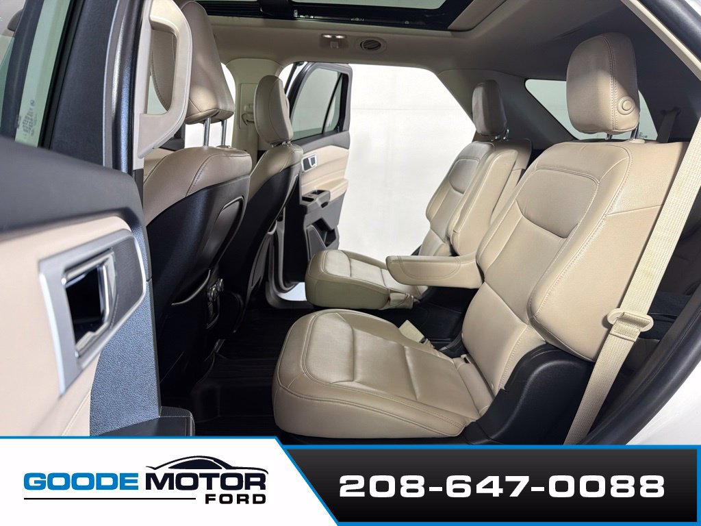 Certified 2020 Ford Explorer XLT w/ Equipment Group 202A AWD/4WD image 19
