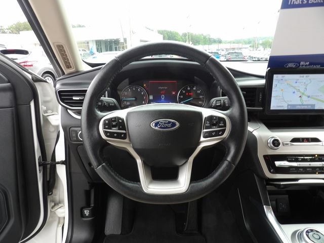 Certified 2022 Ford Explorer XLT w/ Equipment Group 202A RWD image 25