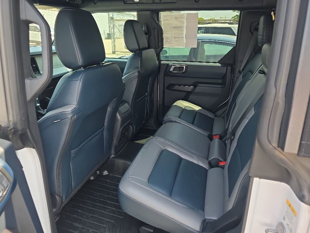 Certified 2024 Ford Bronco Outer Banks AWD/4WD image 6
