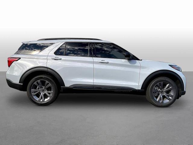 Certified 2026 Ford Explorer Active w/ Active Comfort Package AWD/4WD image 8