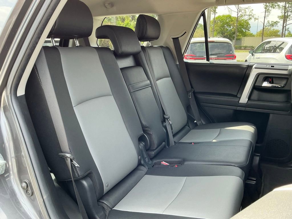 Used 2022 Toyota 4Runner SR5 Premium w/ Moonroof Package image 18