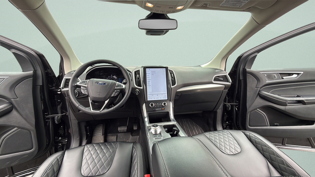 Certified 2024 Ford Edge Titanium AWD/4WD image 21