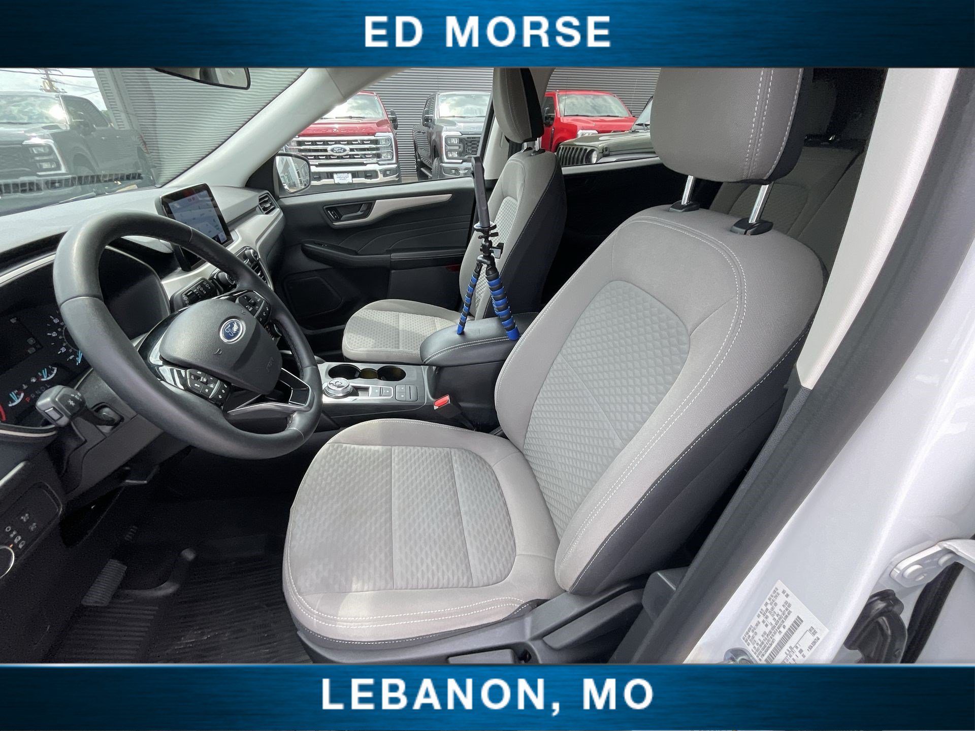 Certified 2022 Ford Escape SE w/ Cold Weather Package AWD/4WD image 18