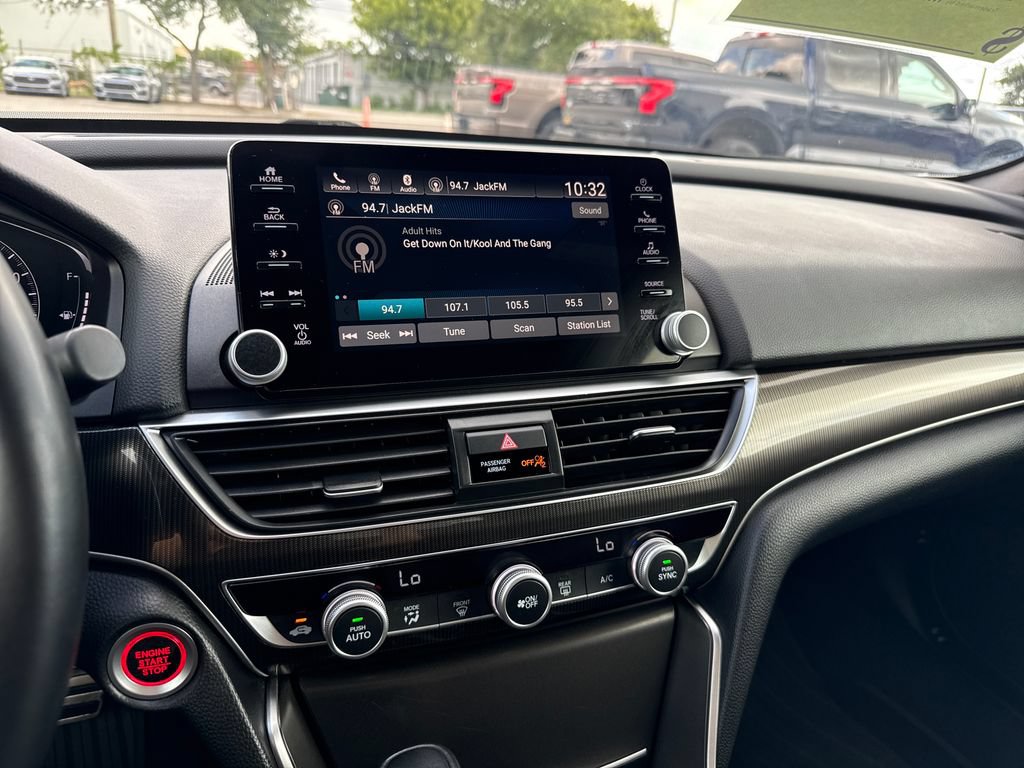 Used 2019 Honda Accord Sport image 17