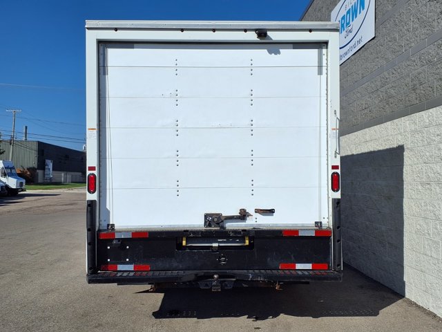 Certified 2022 Ford E-350 and Econoline 350 Super Duty RWD image 20