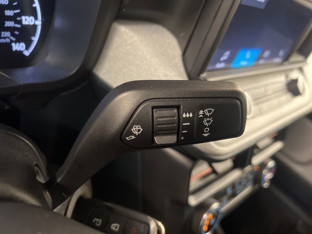 Certified 2022 Ford Maverick XLT FWD image 16