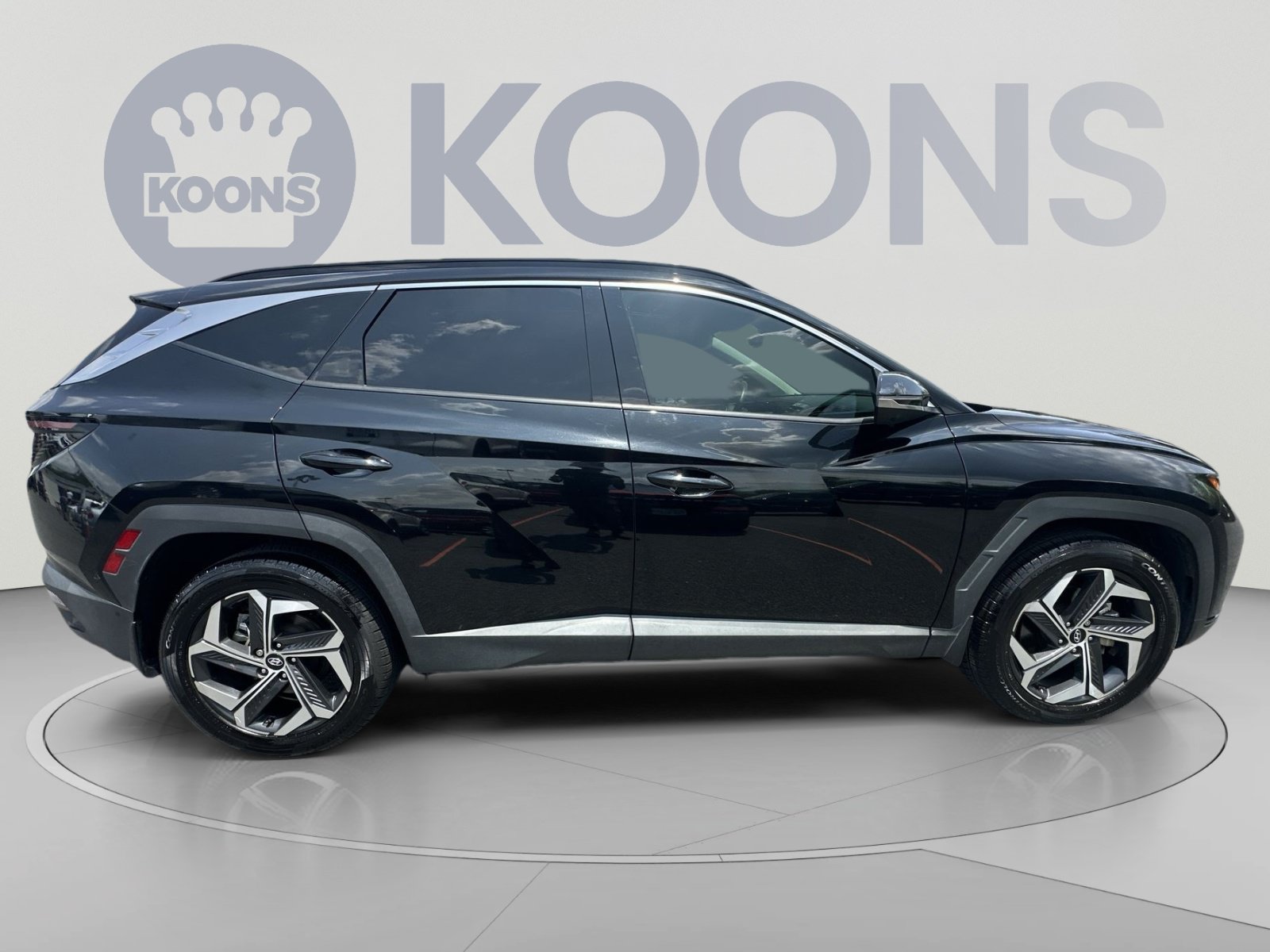 Used 2022 Hyundai Tucson Limited w/ Cargo Package AWD/4WD image 17
