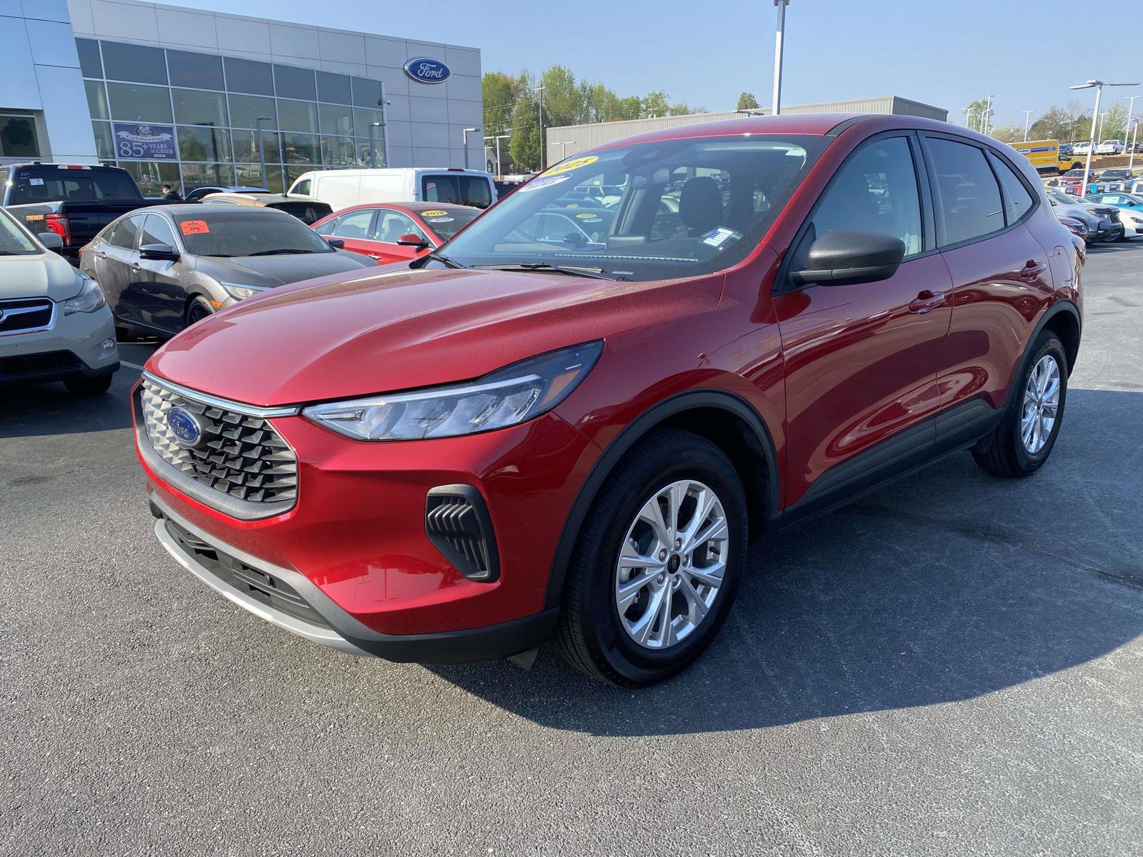 Certified 2025 Ford Escape Active FWD image 3