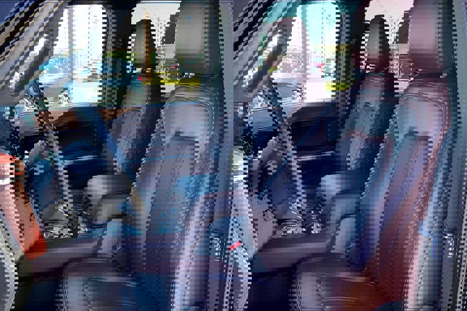 Certified 2024 Ford Expedition Limited image 10