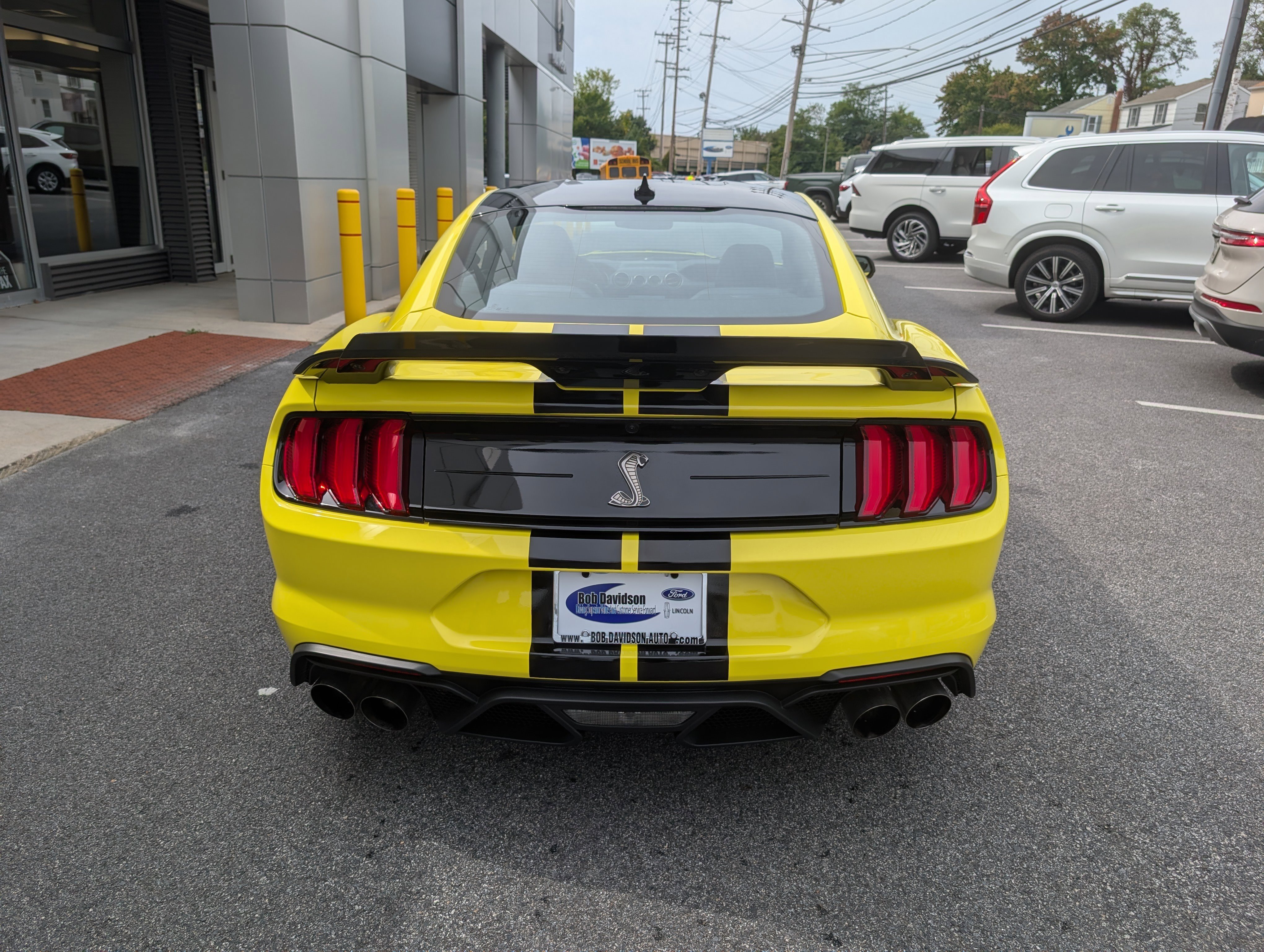 Certified 2021 Ford Mustang Shelby GT500 w/ Carbon Fiber Handling Package image 6