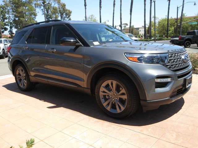 Certified 2023 Ford Explorer XLT w/ Equipment Group 202A AWD/4WD image 6