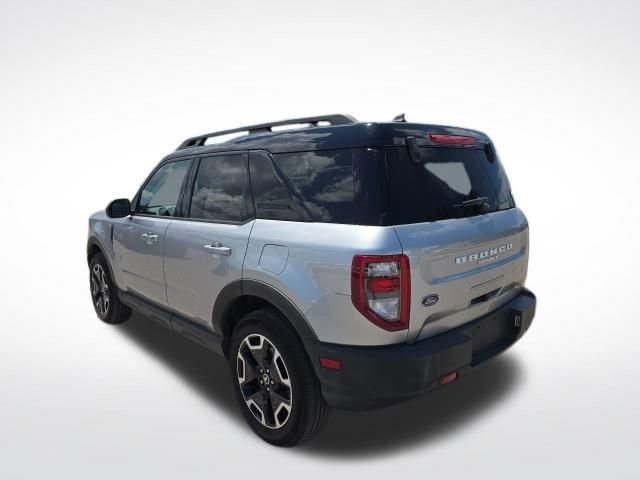 Certified 2022 Ford Bronco Sport Outer Banks w/ Tech Package AWD/4WD image 2