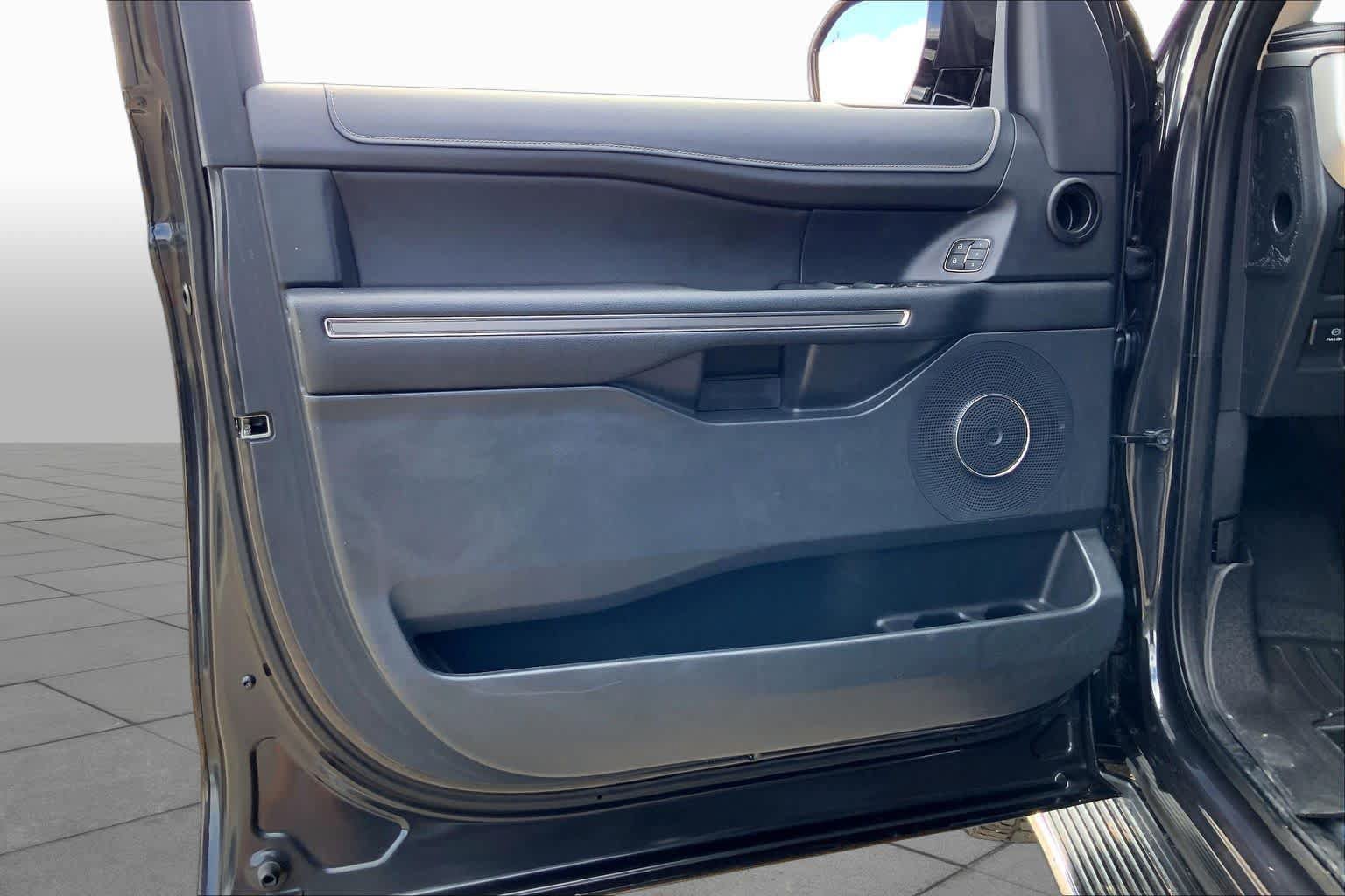 Certified 2022 Ford Expedition Max XLT RWD image 22