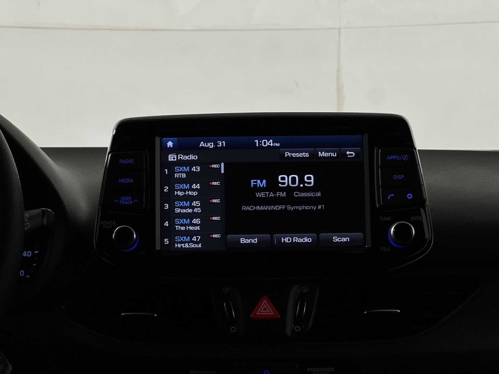 Used 2018 Hyundai Elantra GT FWD image 18