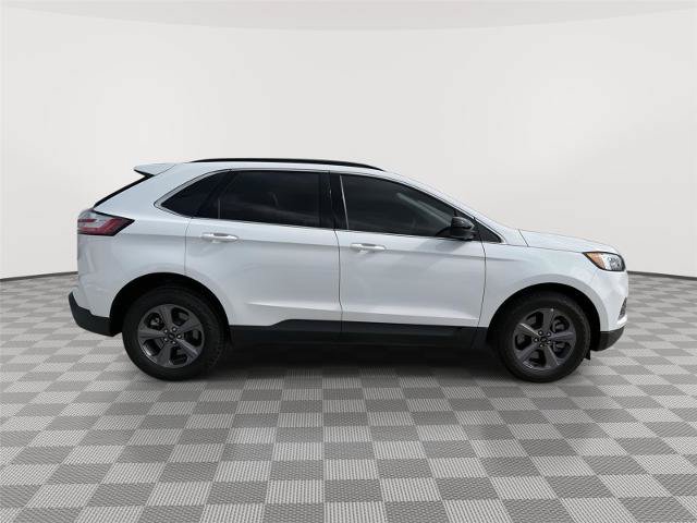 Certified 2022 Ford Edge SEL w/ Sport Appearance Package AWD/4WD image 10