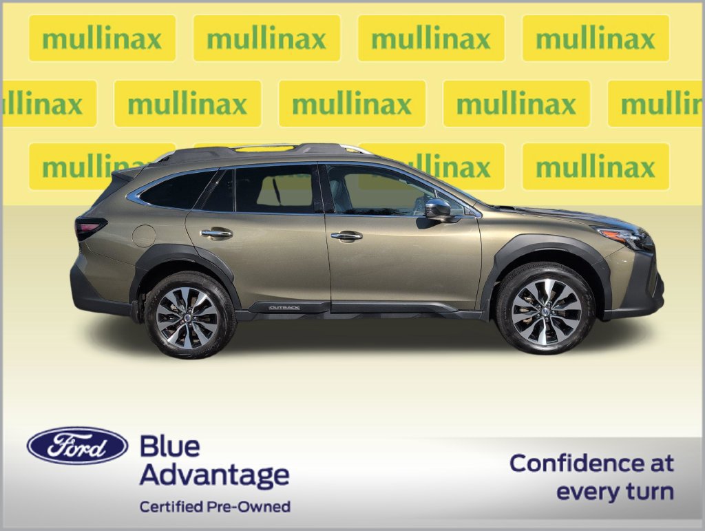 Used 2025 Subaru Outback Touring XT AWD/4WD image 2