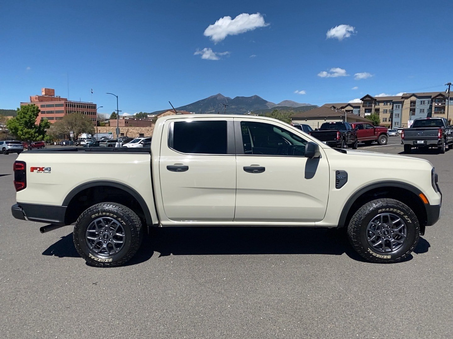 Certified 2025 Ford Ranger XLT AWD/4WD image 4
