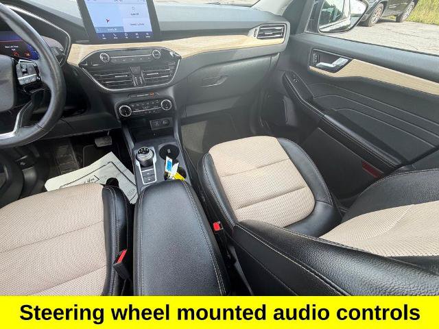 Certified 2022 Ford Escape Titanium w/ Titanium Elite Package AWD/4WD image 12