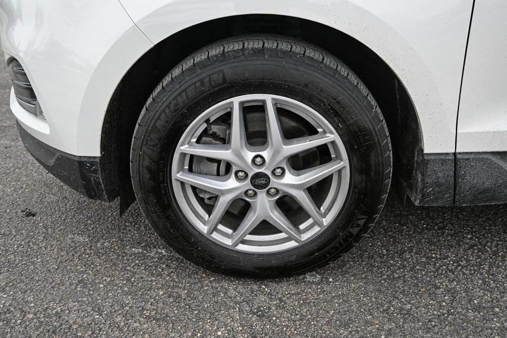 Certified 2024 Ford Edge SEL w/ Convenience Package image 15