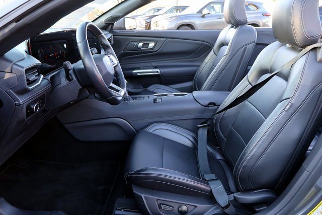 Certified 2025 Ford Mustang Premium image 33