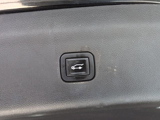 Used 2022 Buick Enclave Avenir image 42