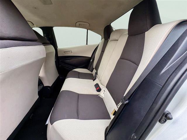 Used 2025 Toyota Corolla LE FWD image 11