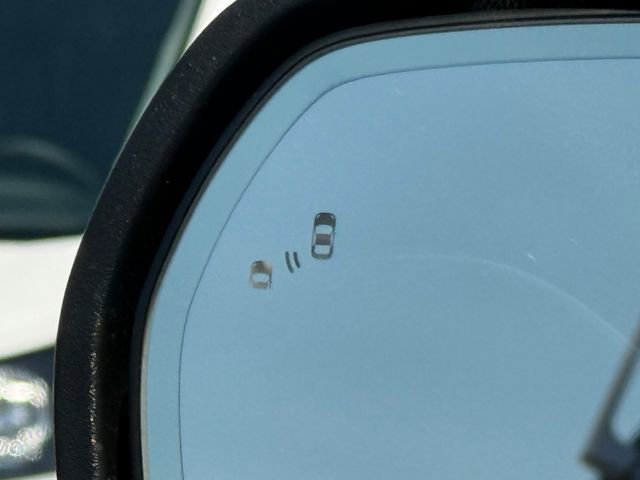 Certified 2022 Ford Edge Titanium w/ Equipment Group 301A image 24