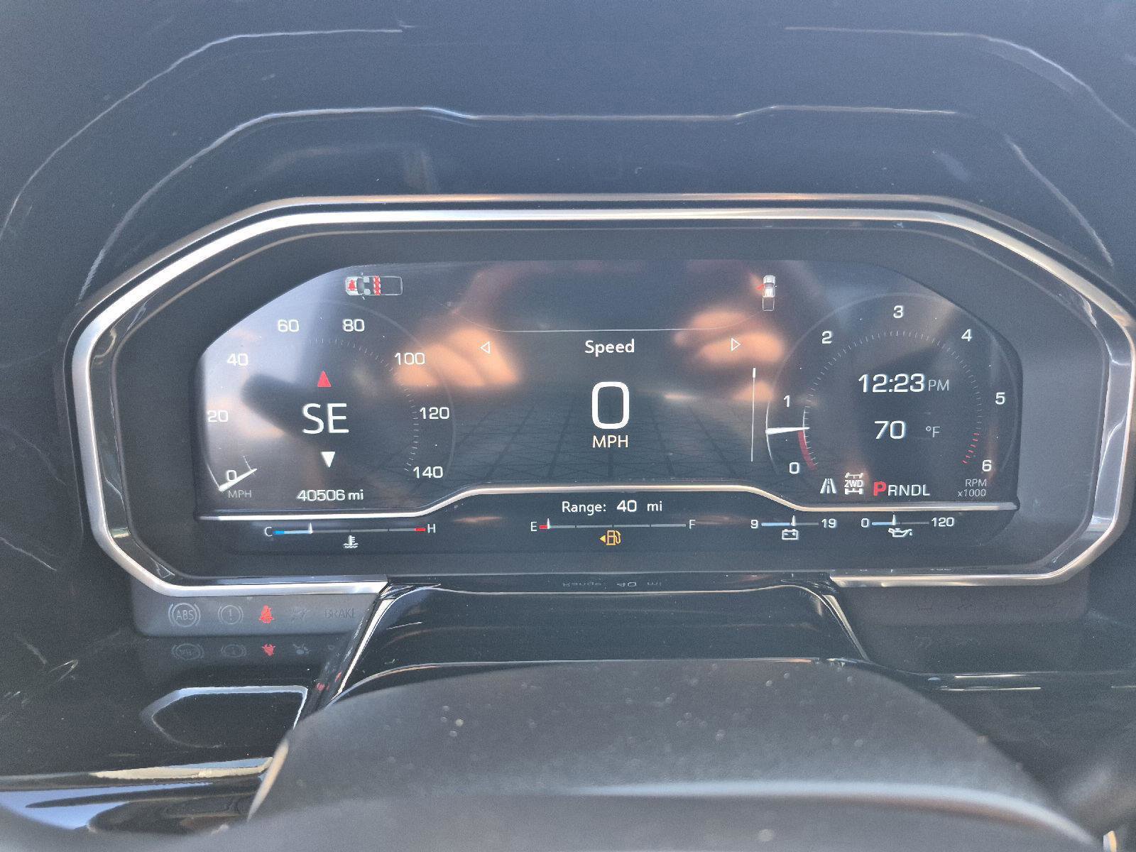 Used 2024 GMC Sierra 2500 SLE w/ SLE Value Package; image 14