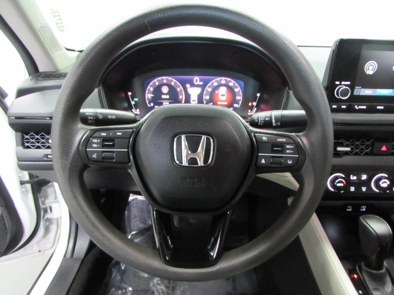 Used 2025 Honda Accord SE image 22