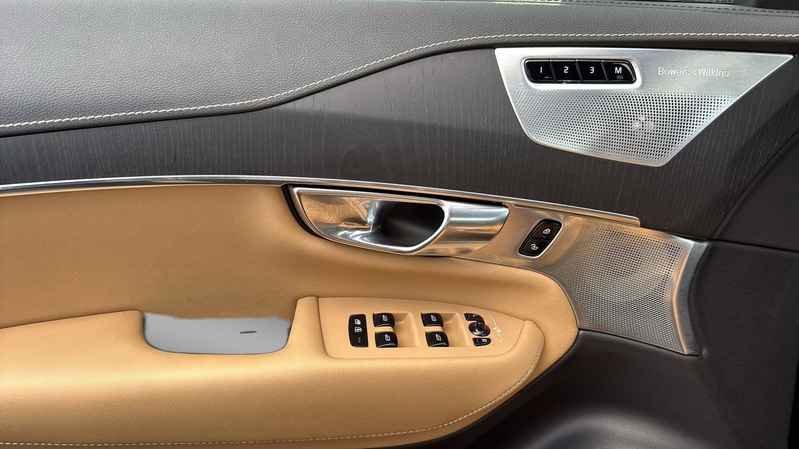 Used 2022 Volvo XC90 T6 Inscription w/ Lounge Package image 9