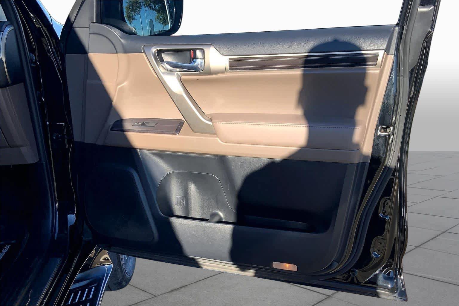Used 2021 Lexus GX 460 Premium AWD/4WD image 23