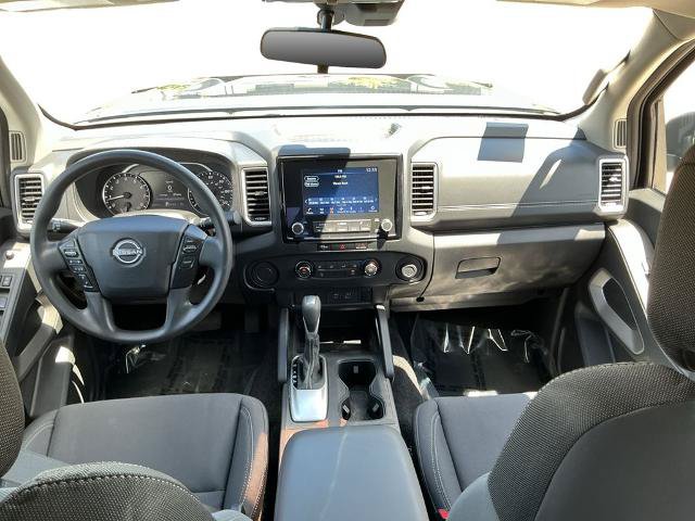 Used 2024 Nissan Frontier SV RWD image 30