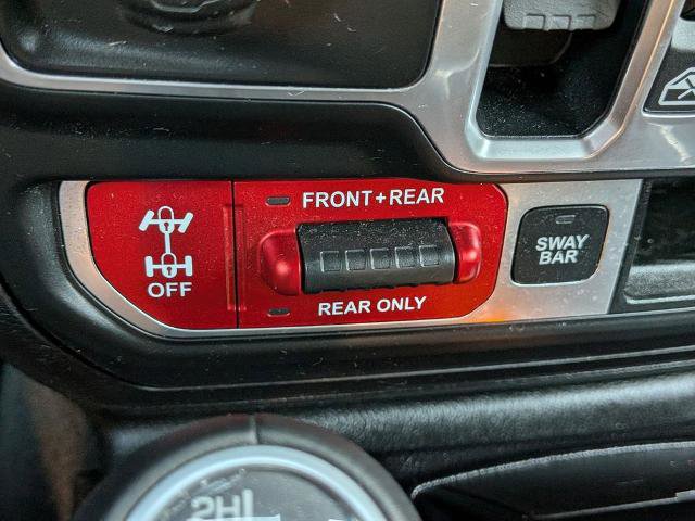 Used 2018 Jeep Wrangler Unlimited Rubicon AWD/4WD image 23