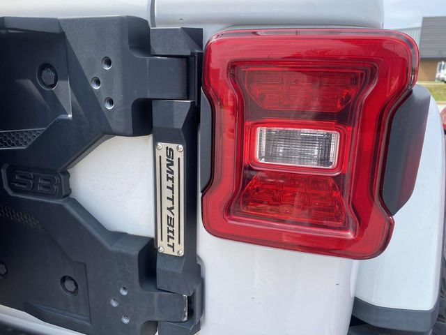 Used 2018 Jeep Wrangler Unlimited Rubicon AWD/4WD image 10
