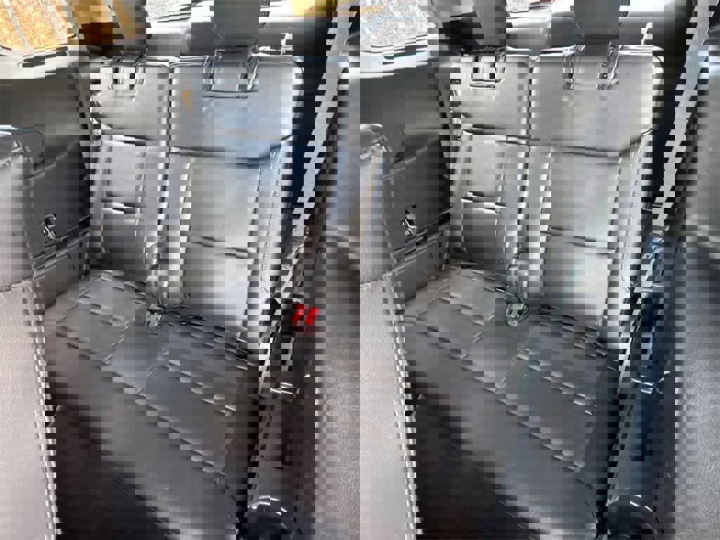 Certified 2022 Ford Explorer Limited w/ Hybrid Equipment Group 310A image 19