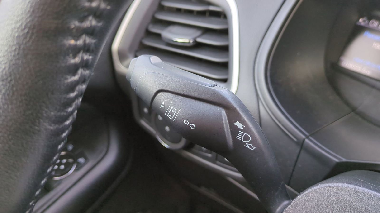 Certified 2022 Ford Edge SEL w/ Convenience Package image 28