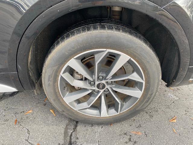 Used 2023 Audi Q5 2.0T Premium w/ Convenience Package image 33